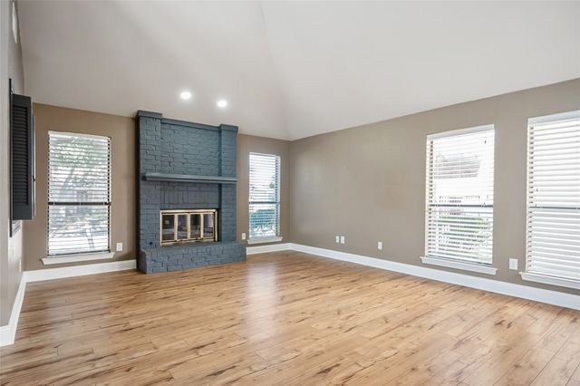 16650 Cleary Circle, Dallas, TX 75248