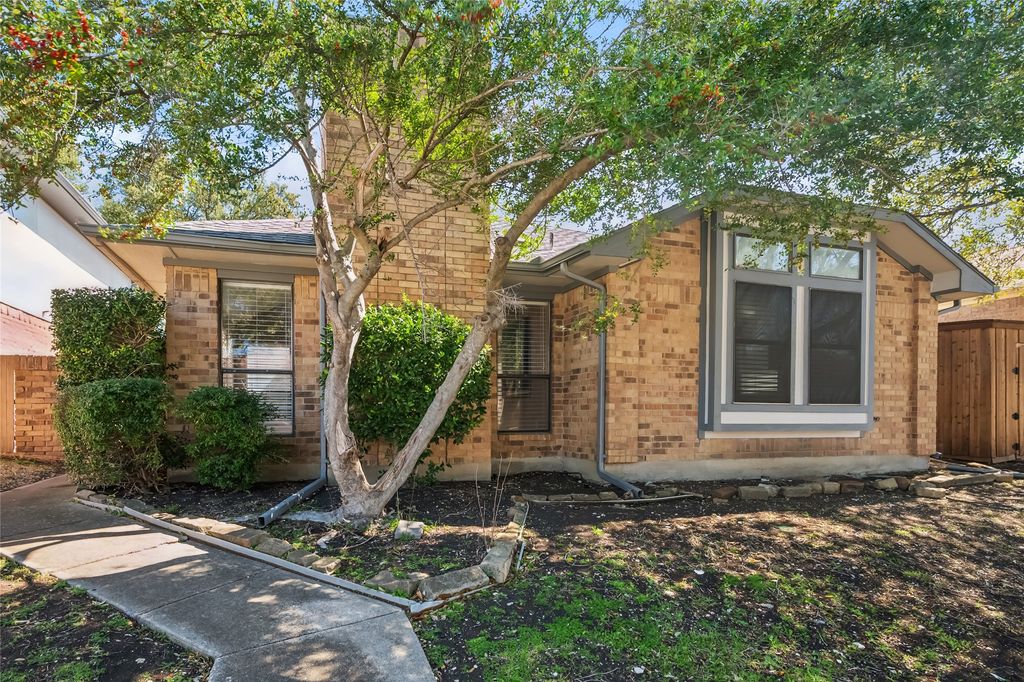 16650 Cleary Circle, Dallas, TX 75248