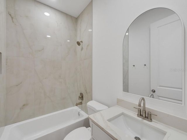 2634 De Groodt Road SW, Palm Bay, FL 32908