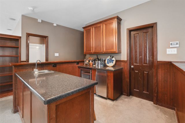 150 Fall Creek, Grapevine, TX 76051