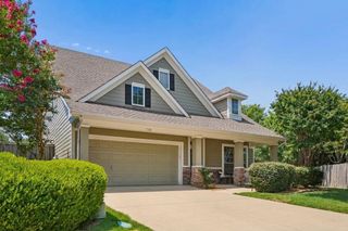 150 Fall Creek, Grapevine, TX 76051