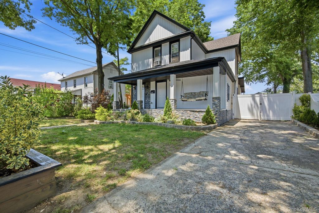 29 Elm Avenue, Hempstead, NY 11550 — exterior