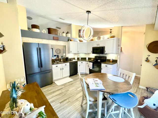 6025 Hickory Grove Lane, Port Orange, FL 32128