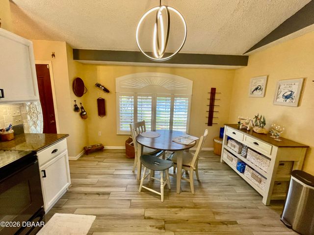 6025 Hickory Grove Lane, Port Orange, FL 32128