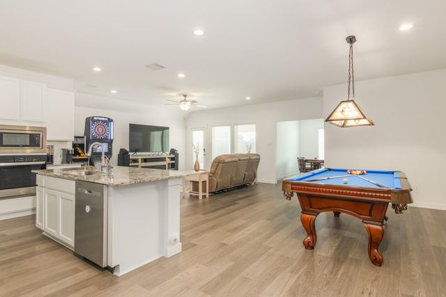 3110 Orchard Landing Court, League City, TX 77573