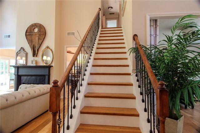 602 Garnet Court, Canton, GA 30114