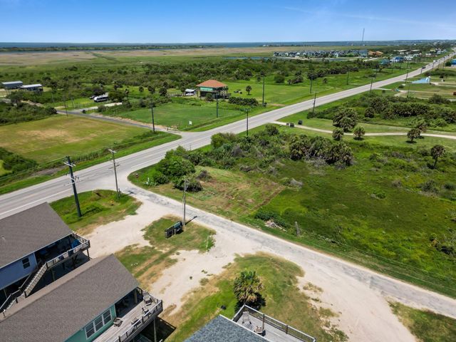 000 Gordon, Gilchrist, TX 77617