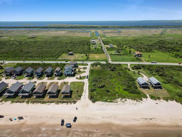 000 Gordon, Gilchrist, TX 77617