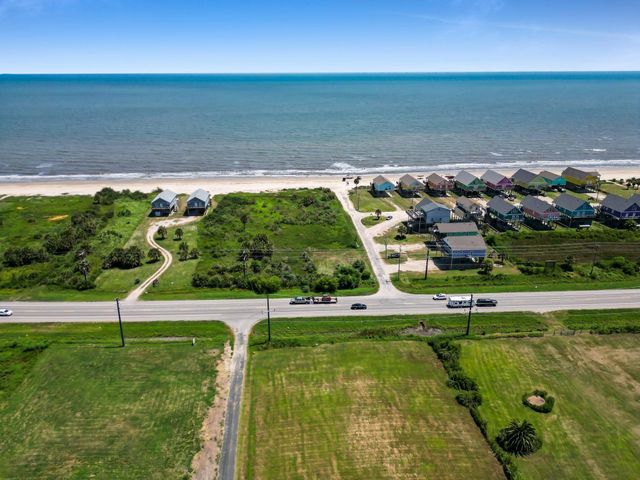 000 Gordon, Gilchrist, TX 77617