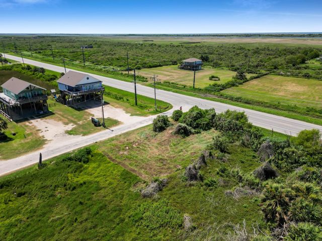 000 Gordon, Gilchrist, TX 77617