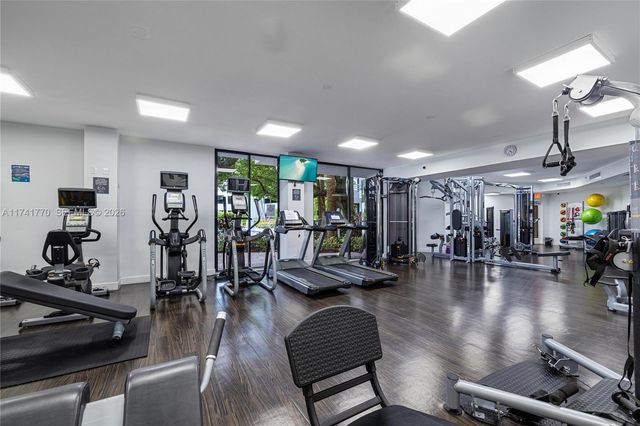 3300 NE 192nd St PH16, Aventura, FL 33180
