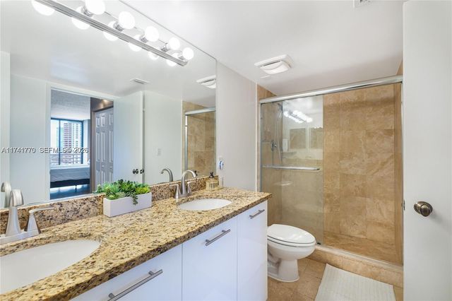 3300 NE 192nd St PH16, Aventura, FL 33180