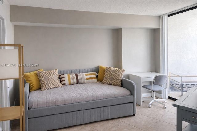 3300 NE 192nd St PH16, Aventura, FL 33180