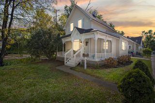 410 Stark Avenue, Sycamore, IL 60178