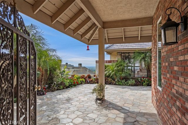 39 Harbor Ridge, Newport Beach, CA 92660
