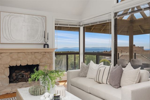 39 Harbor Ridge, Newport Beach, CA 92660