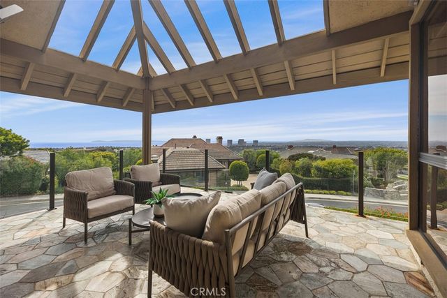 39 Harbor Ridge, Newport Beach, CA 92660