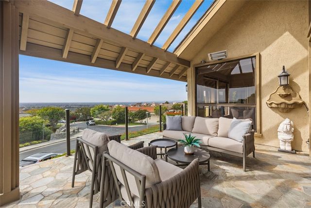 39 Harbor Ridge, Newport Beach, CA 92660