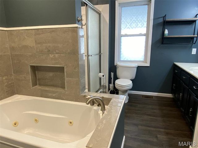 10 E Washington Street, Freeburg, IL 62243