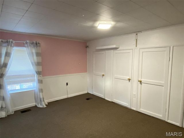 10 E Washington Street, Freeburg, IL 62243