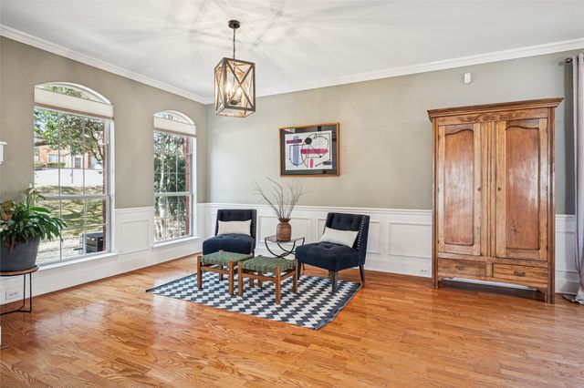 2718 Hidden Lake Drive, Grapevine, TX 76051