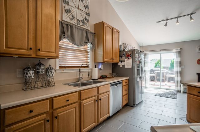 165 Hampton Place, Troy, OH 45373