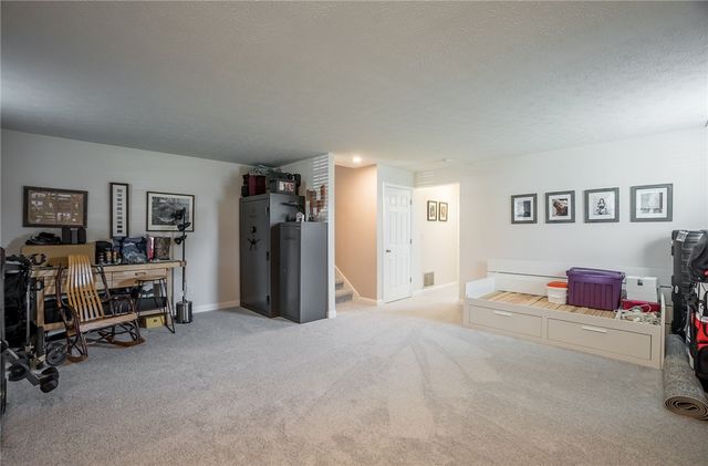 165 Hampton Place, Troy, OH 45373