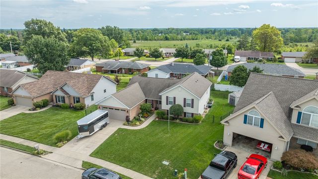 165 Hampton Place, Troy, OH 45373