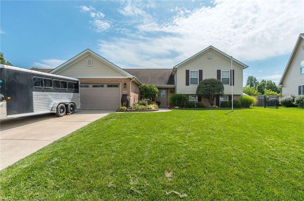 165 Hampton Place, Troy, OH 45373