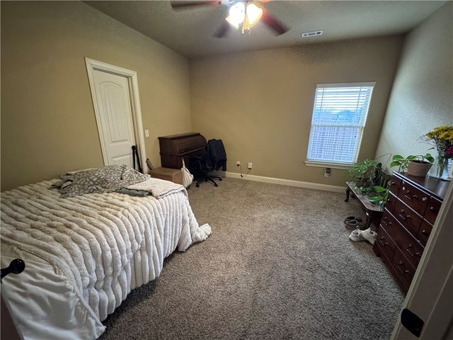 3601 NE Oaktrace Avenue, Bentonville, AR 72712