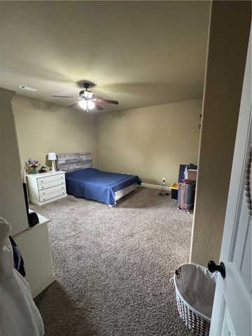 3601 NE Oaktrace Avenue, Bentonville, AR 72712