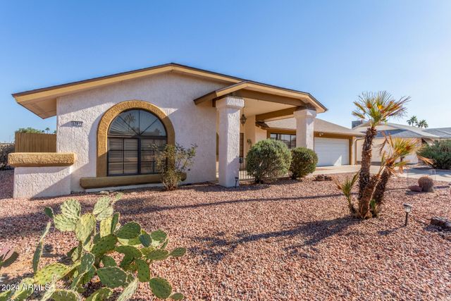 17619 N 133rd Drive, Sun City West, AZ 85375