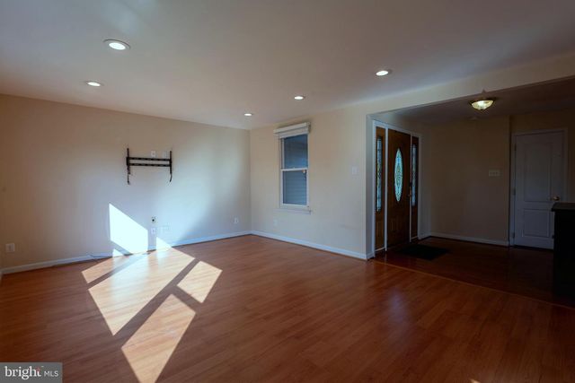9712 WALLEY AVE, Philadelphia, PA 19115