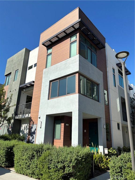 311 Lodestar, Tustin, CA 92782 — exterior