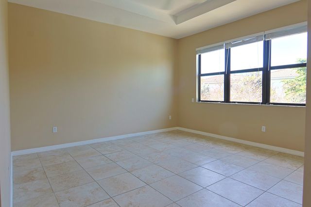 634 NE 193RD Terrace, Miami, FL 33179