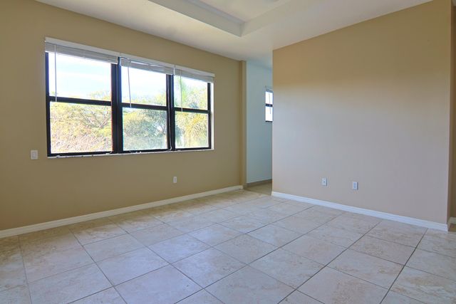 634 NE 193RD Terrace, Miami, FL 33179