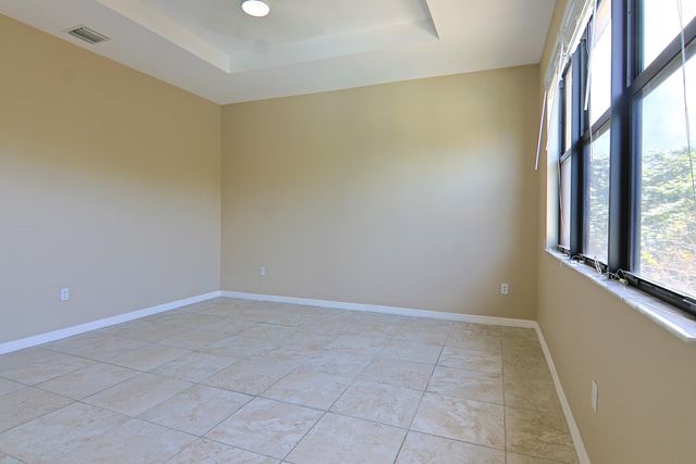634 NE 193RD Terrace, Miami, FL 33179