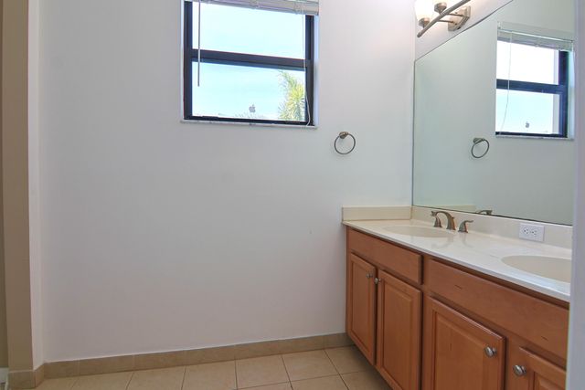 634 NE 193RD Terrace, Miami, FL 33179
