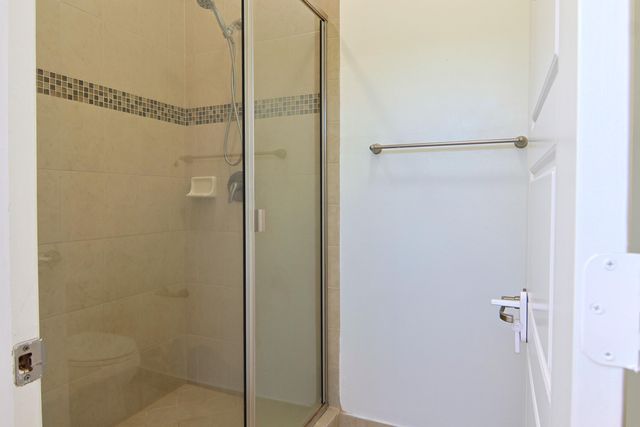 634 NE 193RD Terrace, Miami, FL 33179