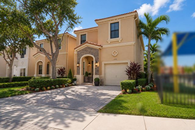 634 NE 193RD Terrace, Miami, FL 33179