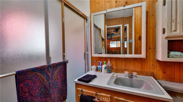 23683 Manzanita, Crestline, CA 92325
