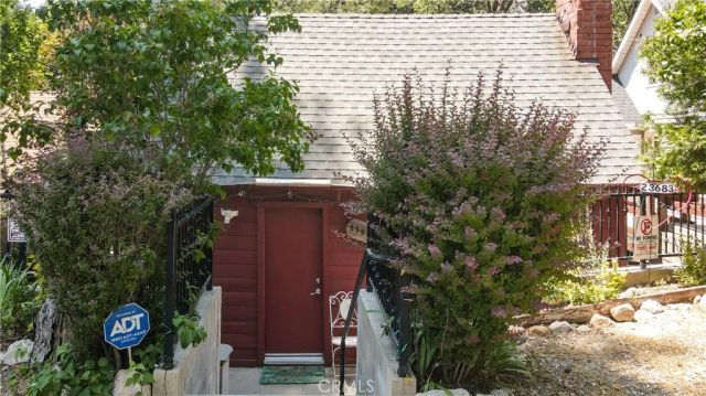 23683 Manzanita, Crestline, CA 92325