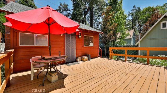 23683 Manzanita, Crestline, CA 92325