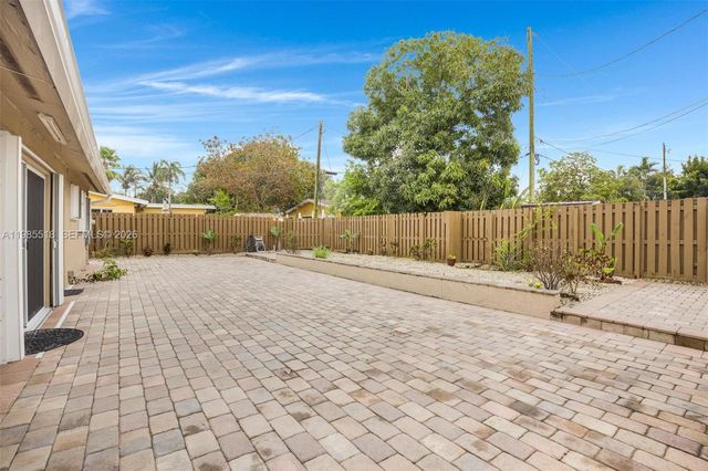 6450 Mckinley St, Hollywood, FL 33024