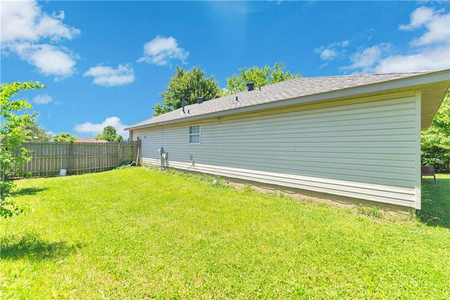 2782 Chancery Place, Springdale, AR 72764