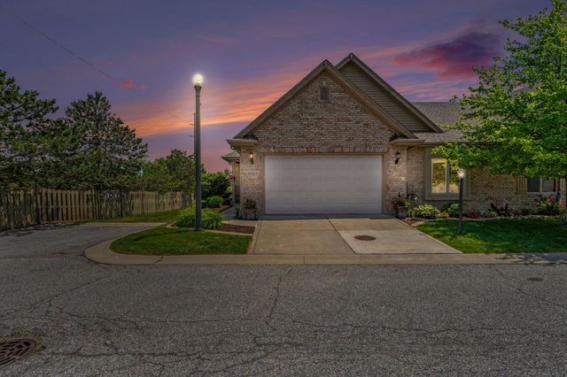 10115 Texas Lane, Crown Point, IN 46307