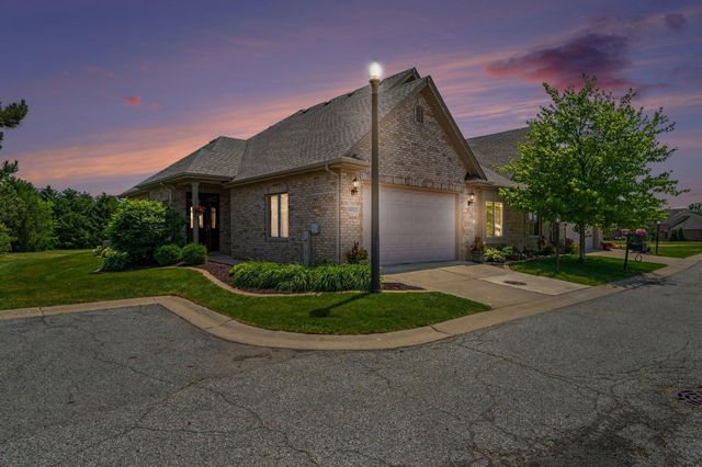 10115 Texas Lane, Crown Point, IN 46307