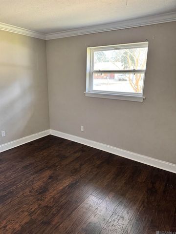 9153 Sharon Hills St, Baton Rouge, LA 70811