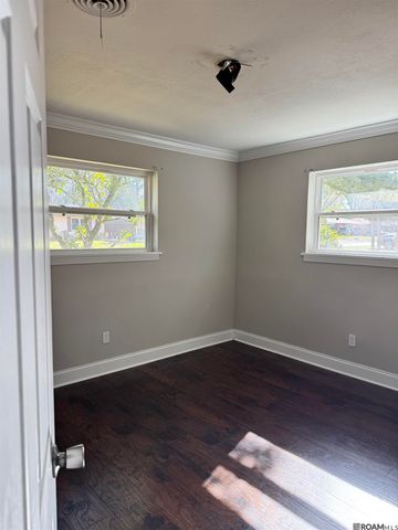 9153 Sharon Hills St, Baton Rouge, LA 70811