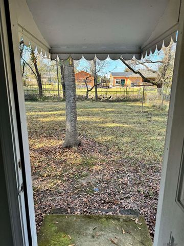 9153 Sharon Hills St, Baton Rouge, LA 70811